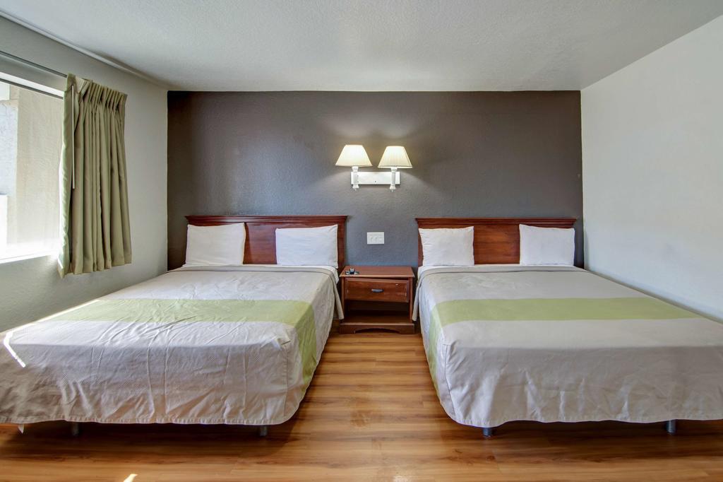 Oyo Dfw Airport North Hotel 2*