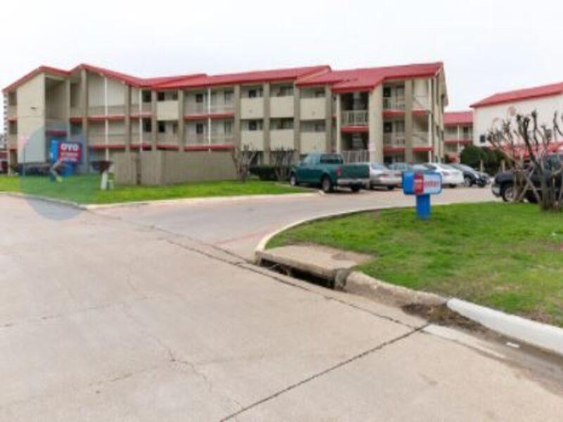 Oyo Dfw Airport North Hotel 2*