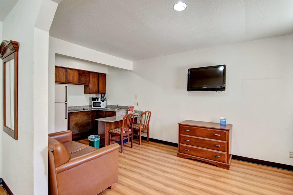 Oyo Dfw Airport North Hotel Irving